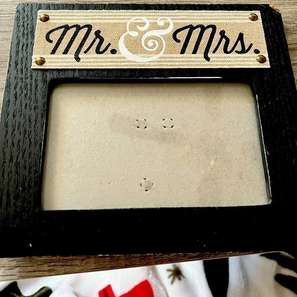 Wedding wooden picture‎ frame - Picture 1 of 3